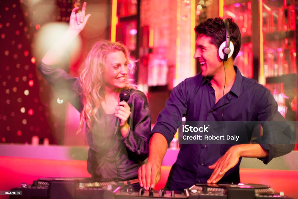 DJs